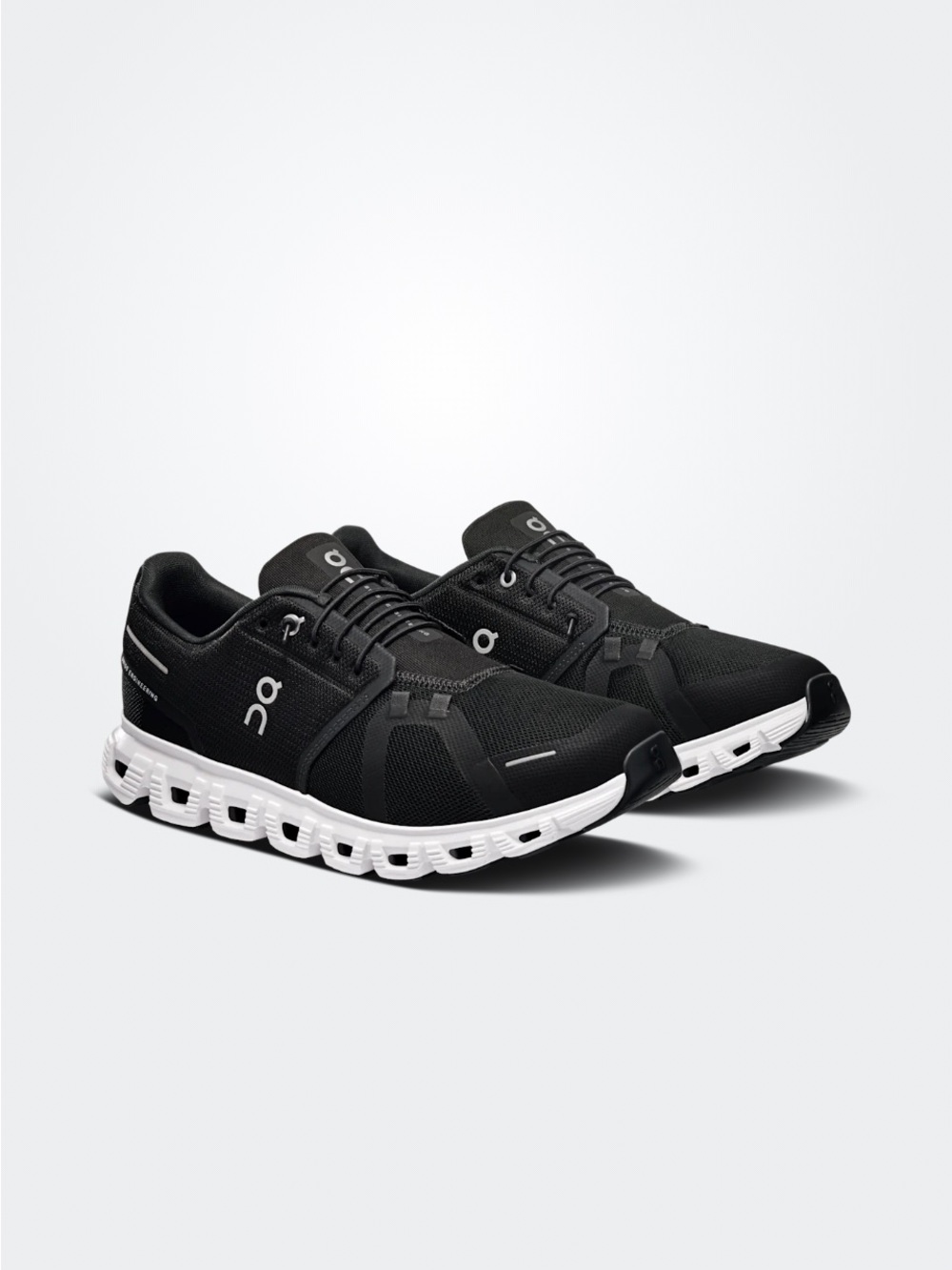 On Running Men's Black and White Cloudflow Running Shoes